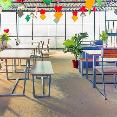 نزل غورغاونفي Isthara Coliving المظهر الخارجي الصورة